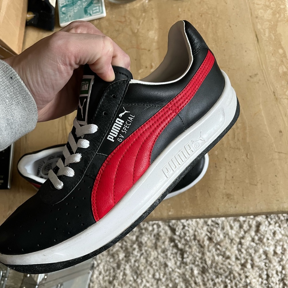 Puma GV Sneakers Black/Red Size 10